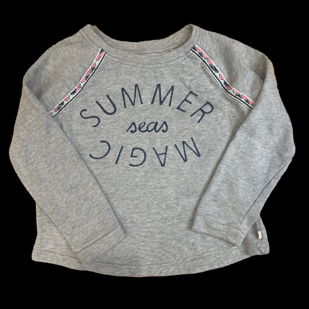 Roxy girls sweatshirt, fits 5/6 but size 8